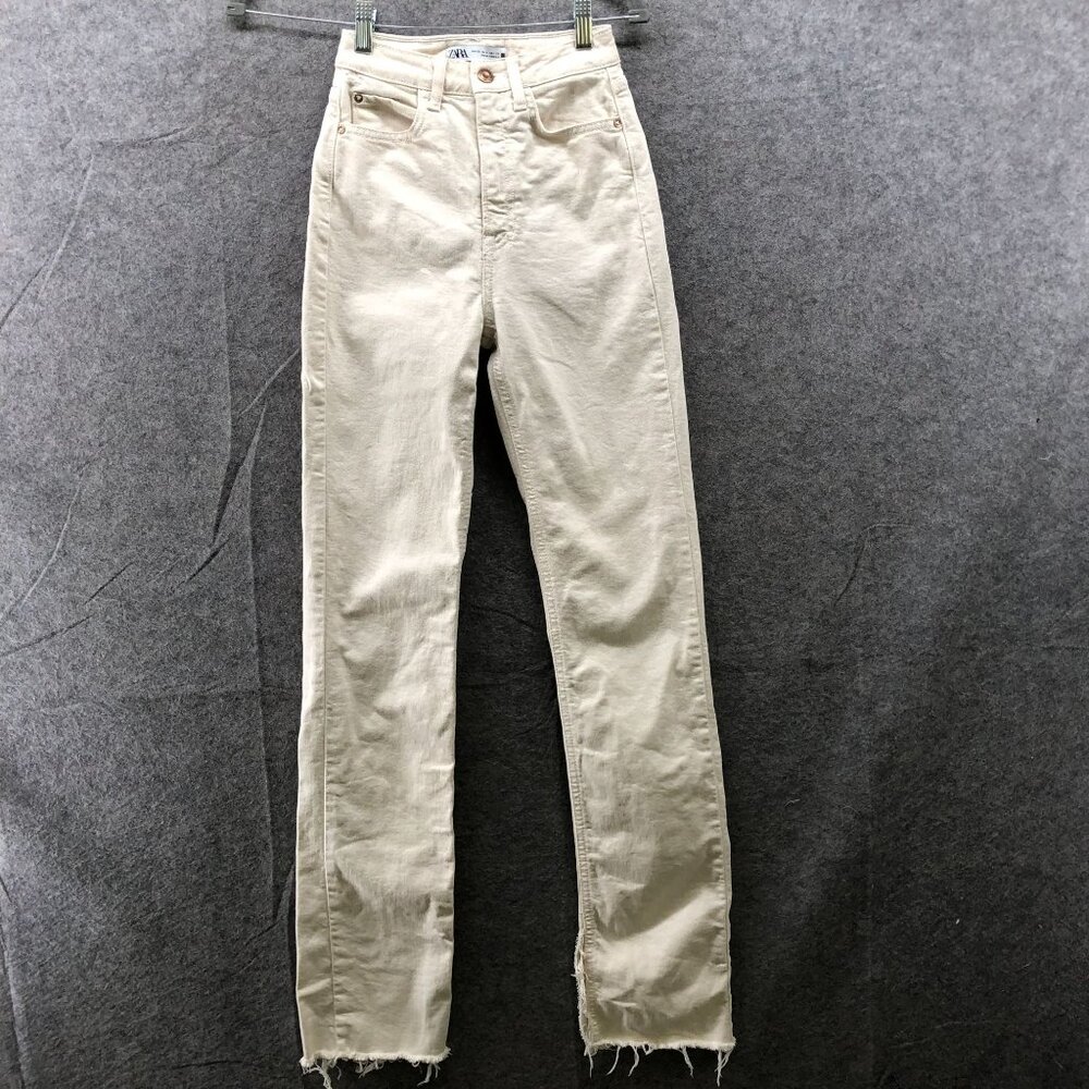 Zara High Rise Straight Jeans Womens 0‎ Ivory White Split Hem Frayed